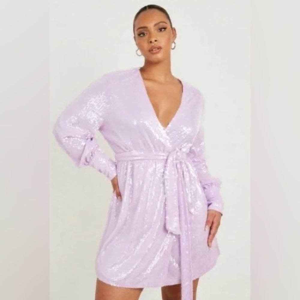 Boohoo- Plus Sequin Wrap Dress - Lilac